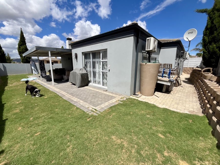 3 Bedroom Property for Sale in Brackenfell South Western Cape